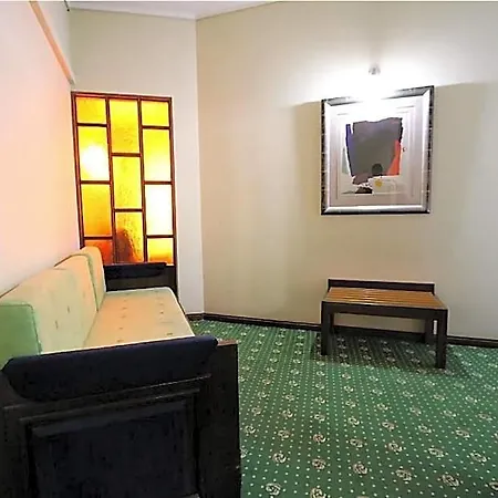 Imperial Hotel 3*